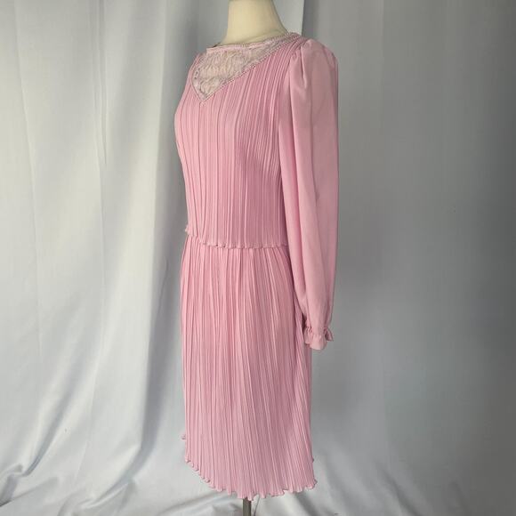Vintage 70s Dress Size 4 Light Pink Pleated Puff Sleeve Lace Coqutte Romantic - Picture 6 of 16